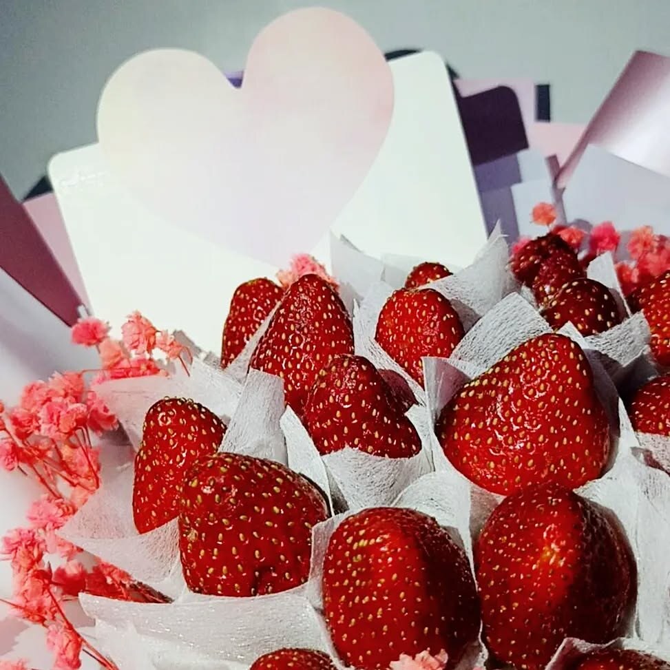 Strawberry Bouquet Strawberry Bouquet